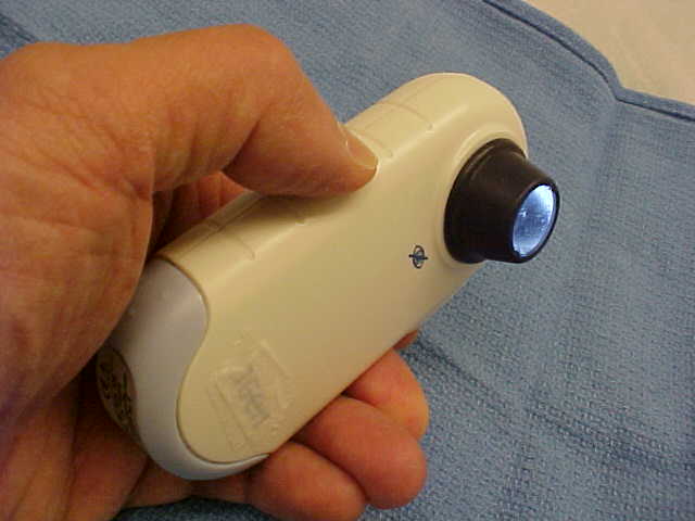 Dermatoscope. Wikipedia